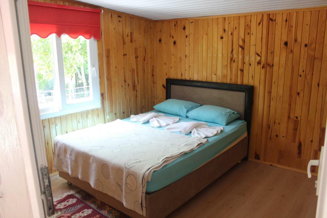 Sakli Bahce Pension Чирали Екстер'єр фото